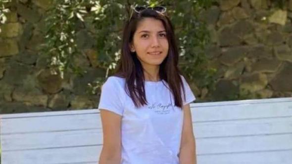 Ayşe'nin 'reklam panosu' devrilmesi ile ölümünde 8 belediye görevlisine soruşturma izni