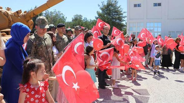 Türk Kara Kuvvetleri’nin 2235’inci kuruluş yıl dönümü Diyarbakır'da törenle kutlandı