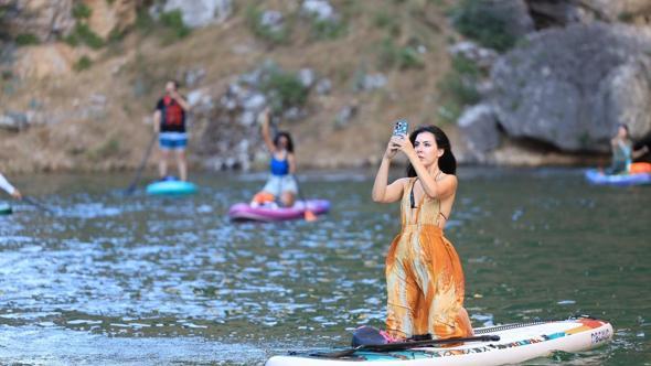 Takoran Vadisi'nde SUP sporu etkinliği