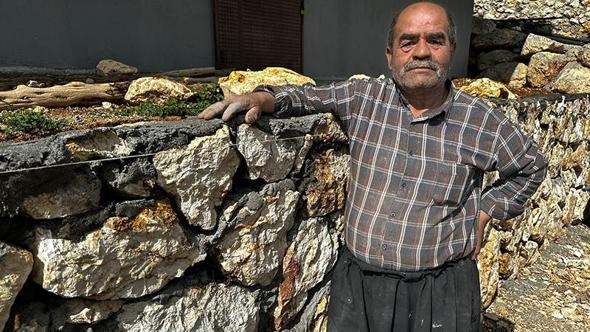 Unutulmaya yüz tutan taş duvar ustalığını 50 yıldır sürdürüyor
