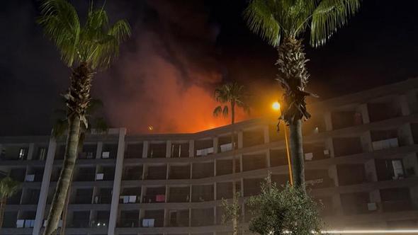 Alanya’da otel çatısında yangın