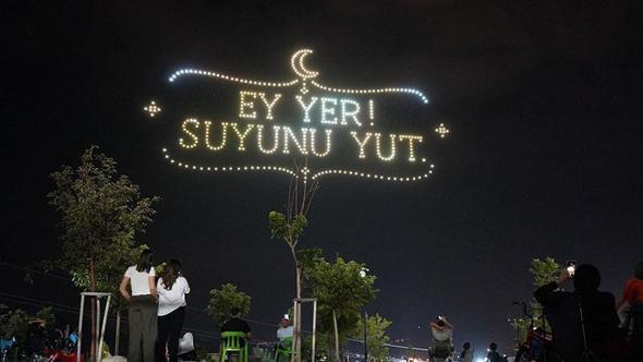 Şırnak’ta Hz. Nuh’u Anma Merasimi’nde ışıklı dron gösterisi
