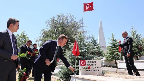 Başbağlar'da 33 yıl önce katledilen 33 kişi törenle anıldı