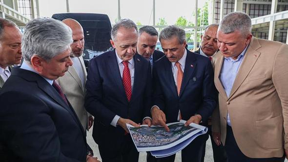 Bakan Yardımcısı Yazgı ‘Recep Tayyip Erdoğan Kampüsü’nde incelemelerde bulundu