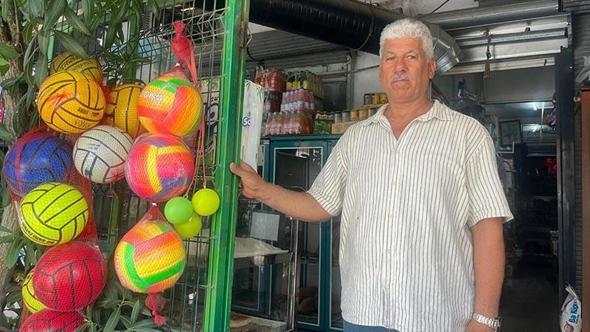 Bakkala giren 90'lı yıllara yolculuk yapıyor