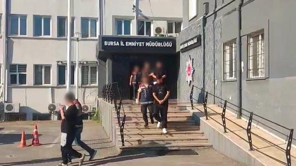 İnternetten araç satanları 4 milyon TL dolandıran 17 şüpheli yakalandı