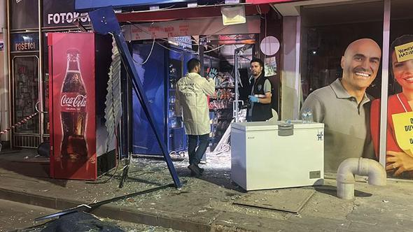 İş yerinde klima gazı patlaması hasara yol açtı