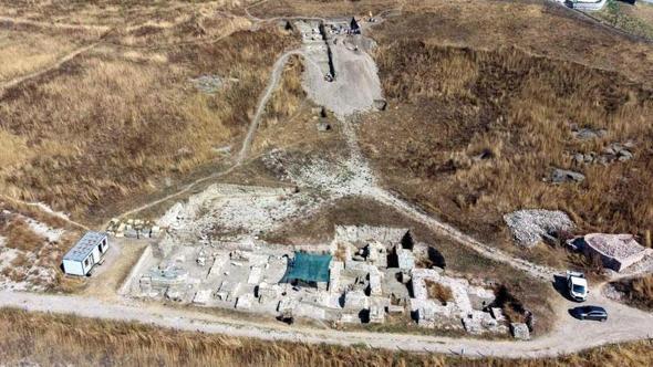 Perinthos Antik Kenti'nde ortaya çıkarılan tiyatroda, Helenistik Dönem'e ait izlere rastlandı