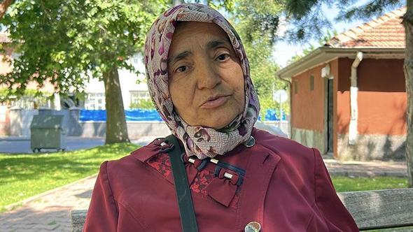 Apartman boşluğunda bulduğu 5 güvercin yavrusunu ekiplere teslim etti