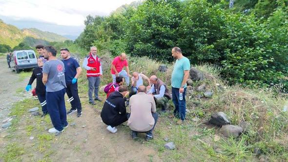 Giresun'da sağanak sele dönüştü; 1 ölü, kayıp anne ve kızı aranıyor