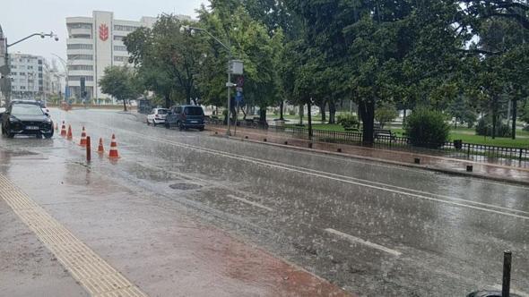 Samsun’da kuvvet yağış etkili oldu