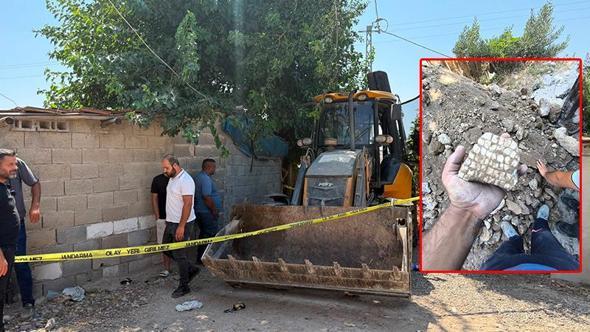 Hatay'da altyapı kazısında mozaik bulundu