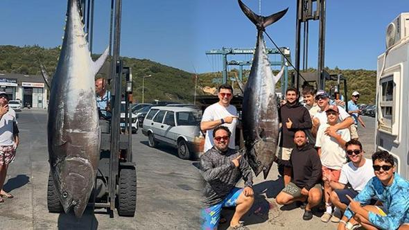 Oltayla 260 kilogram ağırlığında orkinos yakaladı
