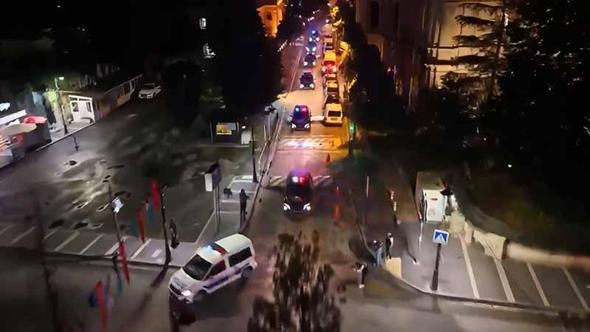 Beşiktaş’ta dron destekli huzur uygulaması: Aranan 5 kişi yakalandı, 26 araca 209 bin 720 lira ceza kesildi