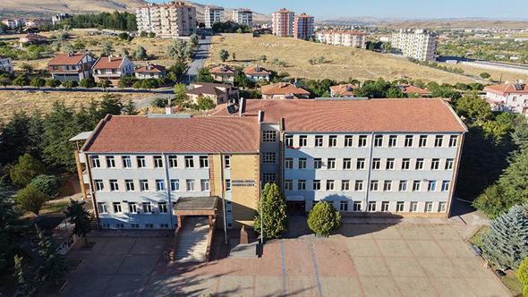 İspanya Başbakanı Sanchez’den, Kayseri’deki liseye teşekkür mektubu