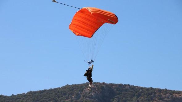 İzmir'de THK Havacılık Festivali başladı