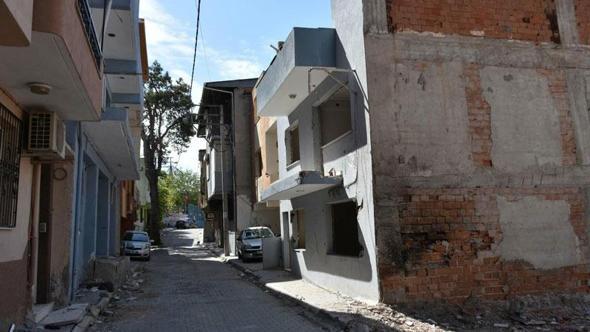 Tünel inşaatı nedeniyle tahliye ve yıkımlar, esnafın işlerini durma noktasına getirdi