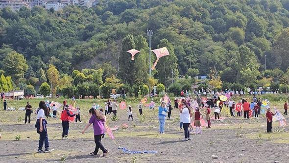 Zonguldak’ta uçurtmalar ‘Filistinli çocuklar’ için uçtu