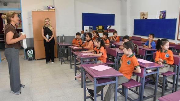 İzmir'de fırsat eşitliği için bilim köprüsü kuruldu