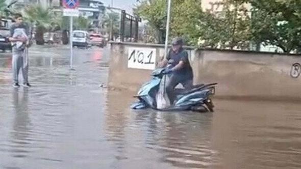 Aydın'da sağanak yağmur su baskınlarına neden oldu