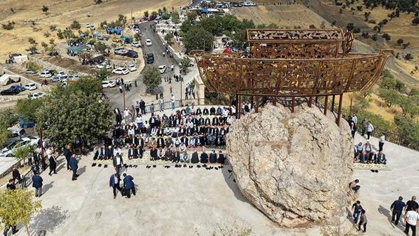 300 yıllık mezarlık ziyareti geleneği 5 bin kişiyi buluşturdu