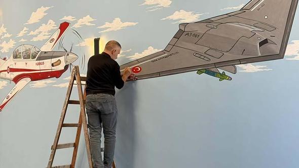 35 yıllık ressam, çocukların hayallerini çiziyor