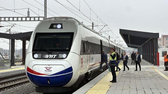 Hızlı tren, Edirne-Çerkezköy arasında ilk seferini yaptı
