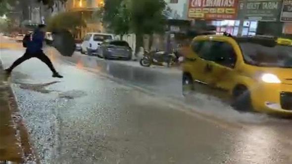 Elazığ’da sağanak, hayatı olumsuz etkiledi