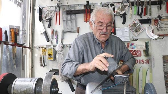 Baba mesleği bileyiciliği 60 yıldır sürdürüyor