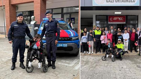 DMD'li Muhammet’in ekip araçlarıyla şehir turu hayali, Vali Ergün’ün talimatıyla gerçek oldu
