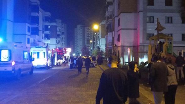 Diyarbakır’da apartman dairesinde yangın: 5 kişi dumandan etkilendi