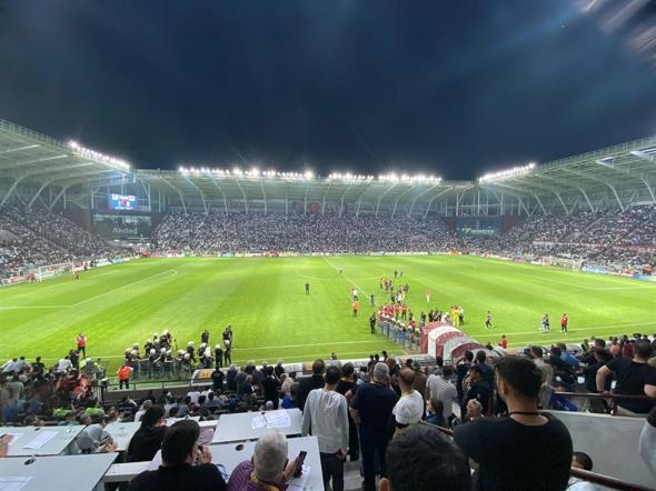 Elazığ’da yabancı madde atıp, yan hakemi yaralayan şüpheli yakalandı