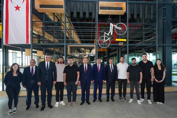 Cumhurbaşkanı Yardımcısı Yılmaz, KKTCde ODTÜ’nün Kalkanlı Teknoloji Vadisi’ni ziyaret etti