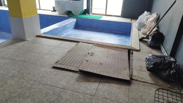 Cesedini kireçleyip havuzun deposunda sakladığı babasını 4 ay önce öldürmüş