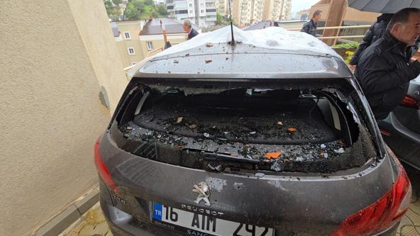 İstinat duvarı çöktü; 7 katlı binanın 2 katı tahliye edildi