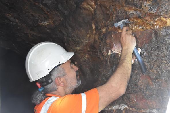 Mücevherin hammaddesi diaspor kristali sadece Milastan çıkıyor