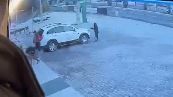 Şanlıurfa’da aynı gün iki iş yerine silahlı saldırı kamerada