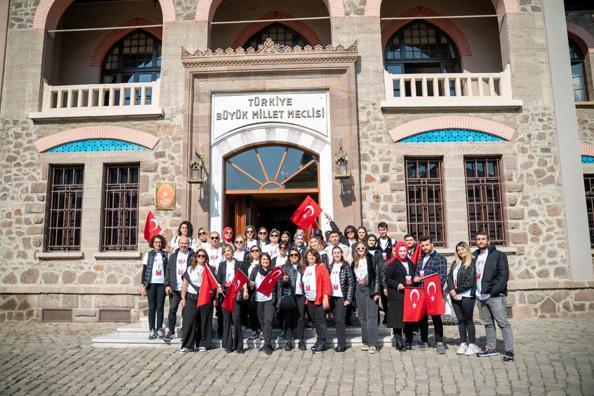 Koton Cumhuriyet Gönüllüleri, 100’üncü yıl ziyaretlerini Ankara’da tamamladı