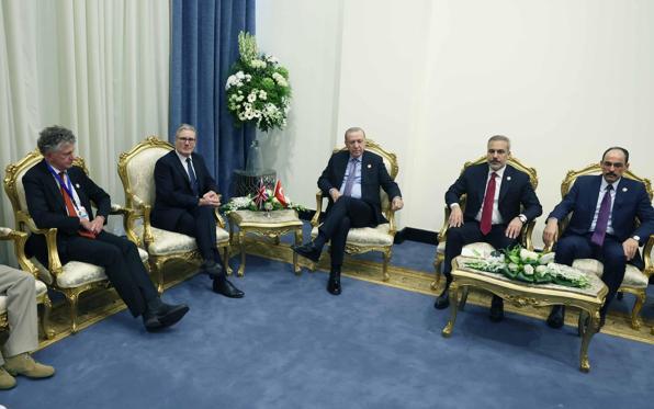 Cumhurbaşkanı Erdoğan, Birleşik Krallık Başbakanı Starmer ile görüştü