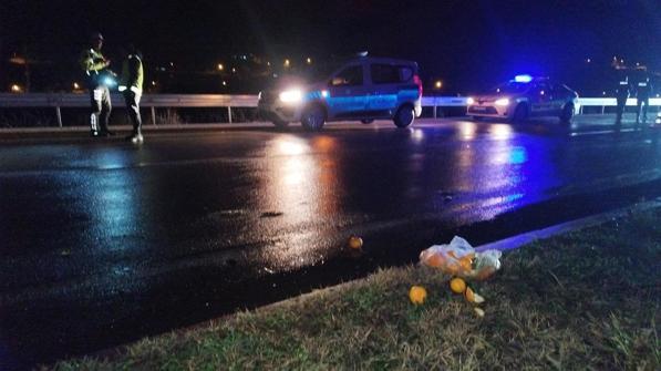 Tokatta otomobilin çarptı yaya öldü