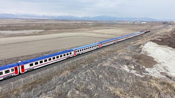 Turistik Doğu Ekspresi, Erzincanın ardından Erzurumda