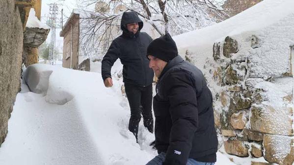 Yurtta kar yağışı etkili oldu; bazı il ve ilçelerde eğitime ara verildi