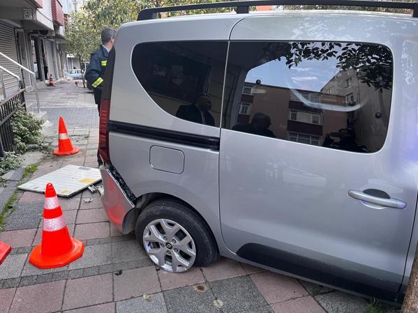 Kağıthane’de düştüğü araç üzerinden geçip duvara sıkıştırdı: Sinema gibi