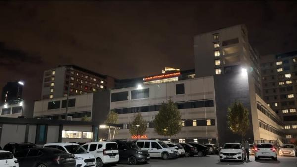 Kadıköyde bir kadın, üzerine yanıcı madde dökülerek ateşe verildi