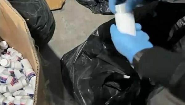 İzmirde uyuşturucu operasyonu: 2 gözaltı