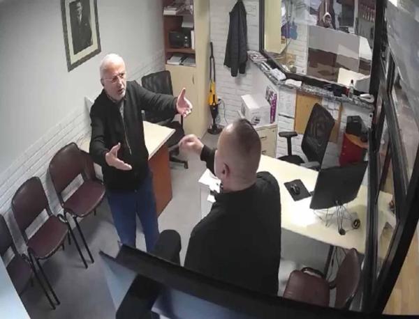 Şile’de oğlunun borcu için babasını tehdit edip iş yerine patlayıcı attılar: Oğlunu gömeceğiz dükkanını havaya uçuracağız