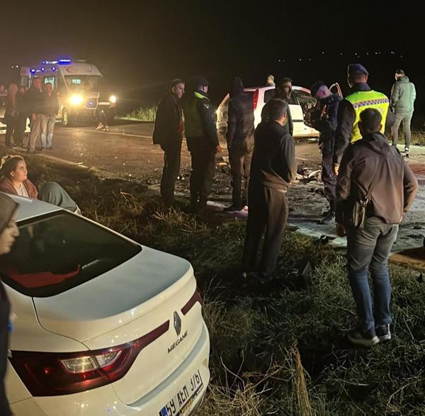 Tekirdağda 2 otomobil çarpıştı: 4 yaralı