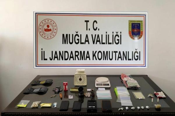 Muğlada uyuşturucu operasyonu: 12 gözaltı