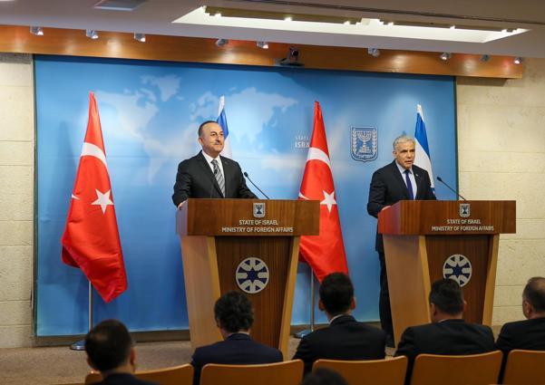 Çavuşoğlu: Türkiye diyaloğa yönelik çabalara katkıda bulunmaya, sorumluluk almaya hazırdır