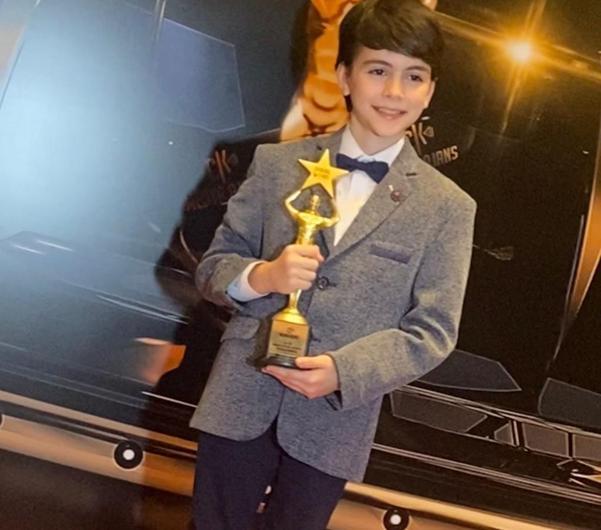 Mustafa Konak 2. kez en iyi çocuk oyuncu ödülü aldı
